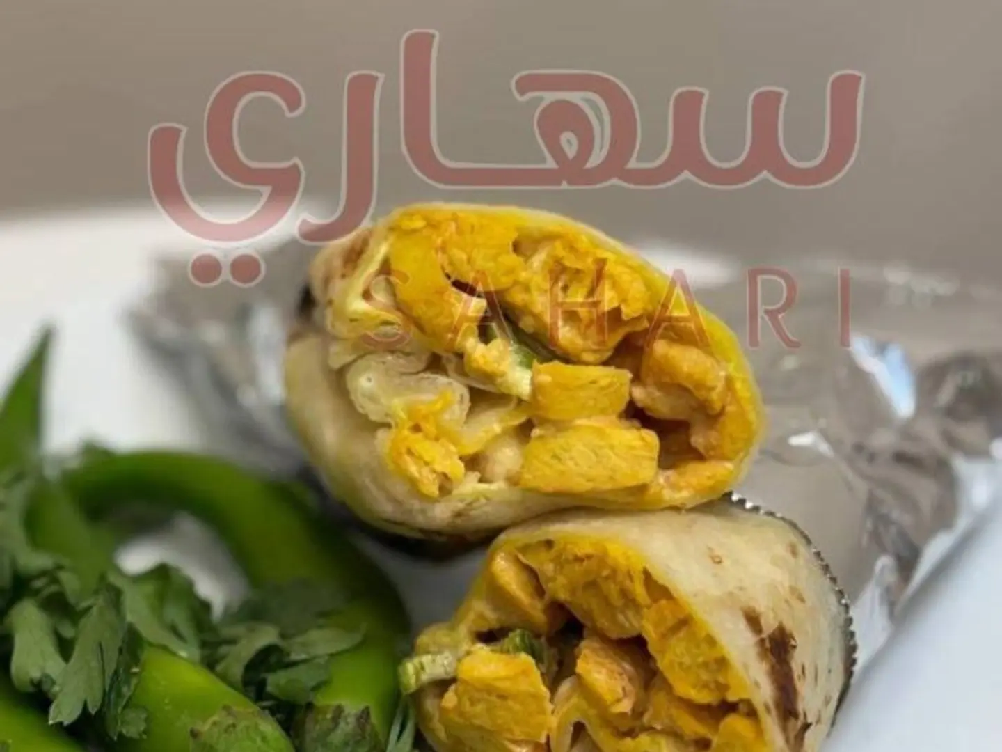 ساندوتش مقلقل دجاج - خبز هندي