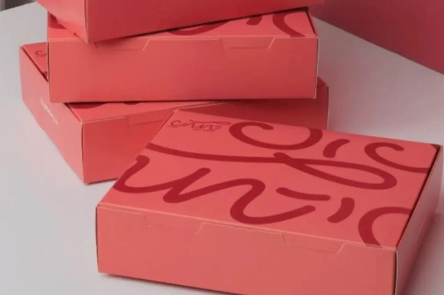 بوكس ٤ فطائر