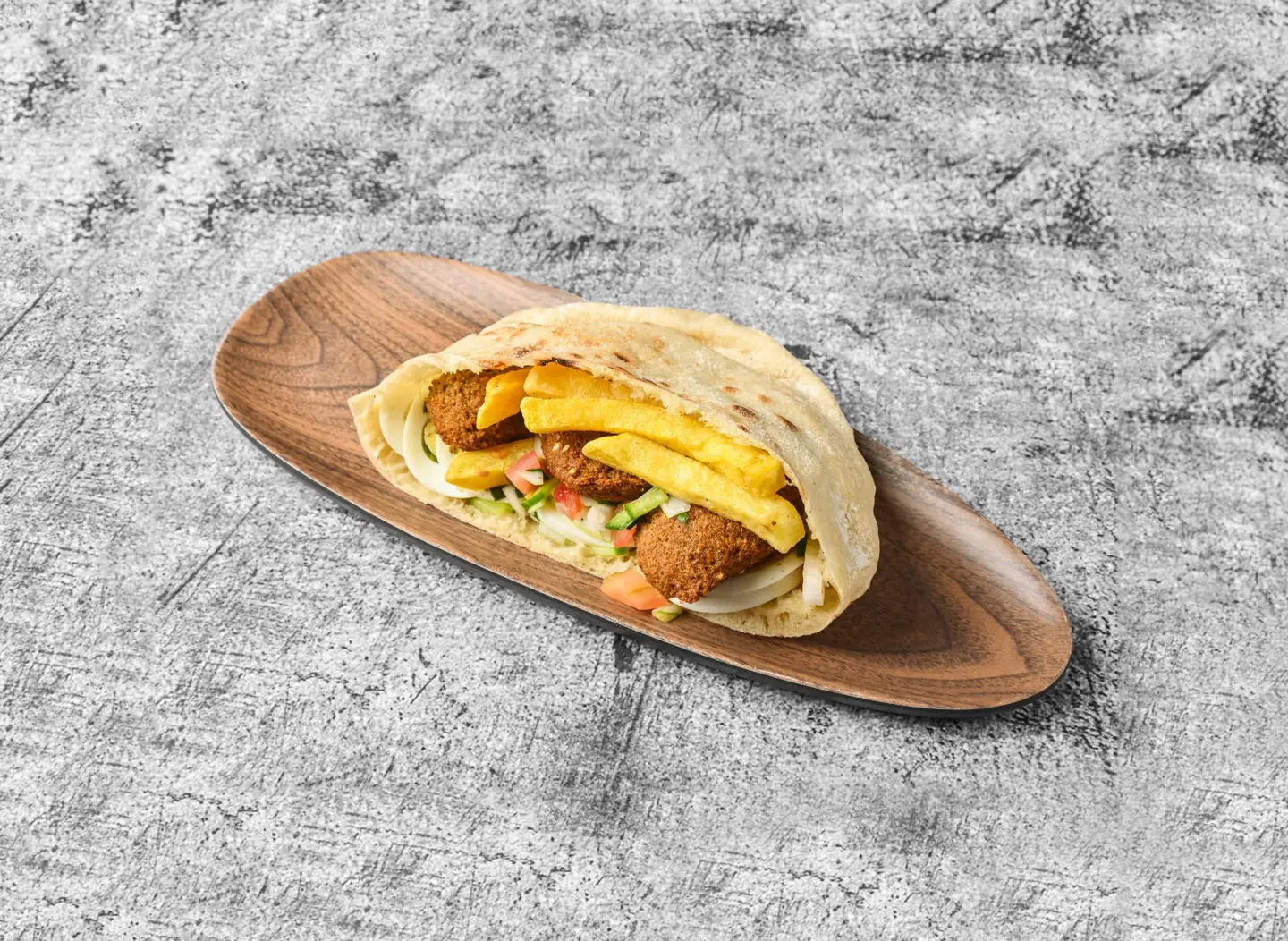 ساندوتش طعمية بالبيض