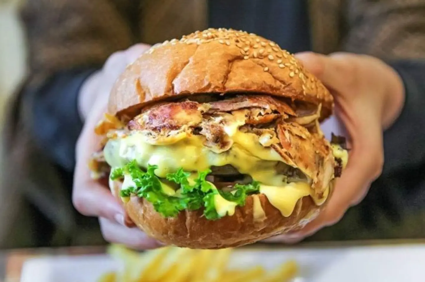 Shawarma Burger With Cheese