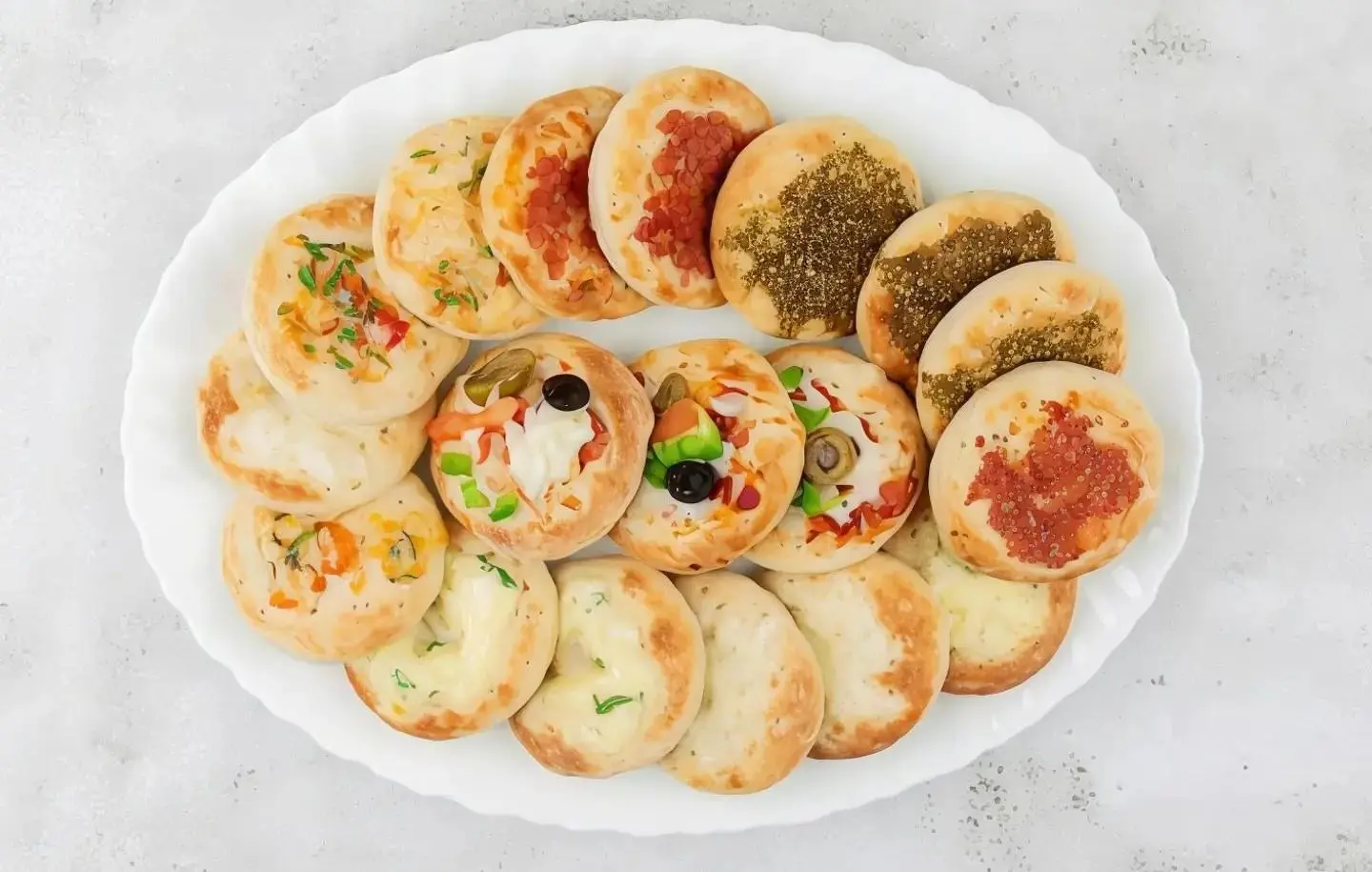 صحن مشكل فطاير صغير