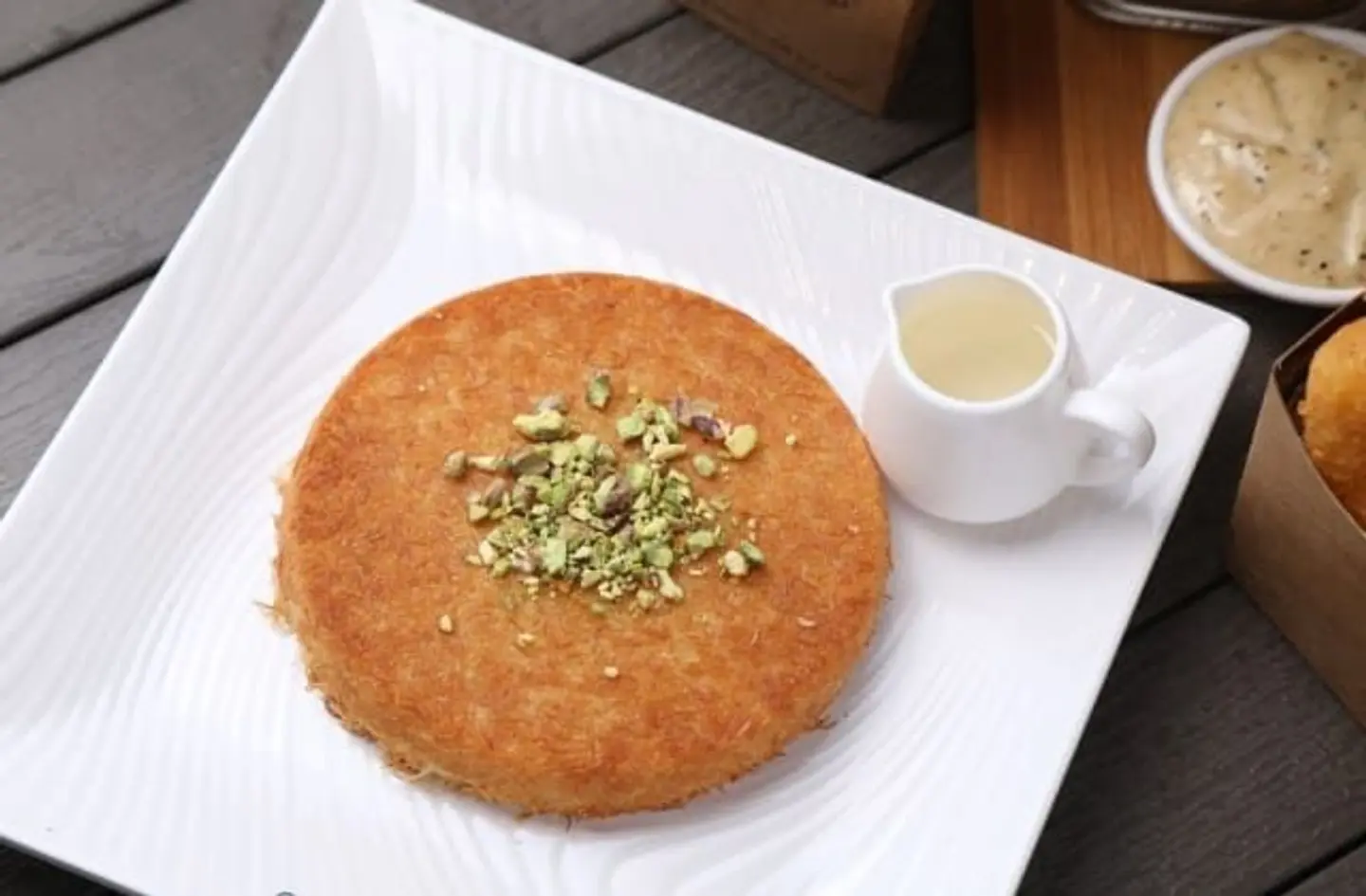Cream Konafa