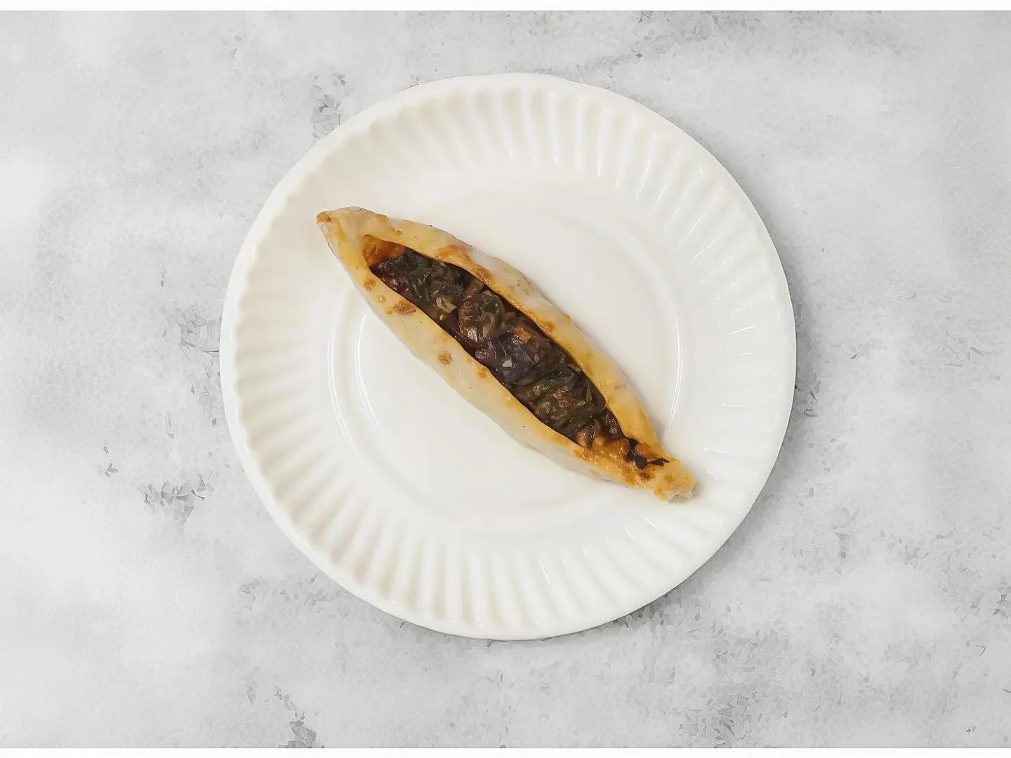 فطيرة جبن زعتر