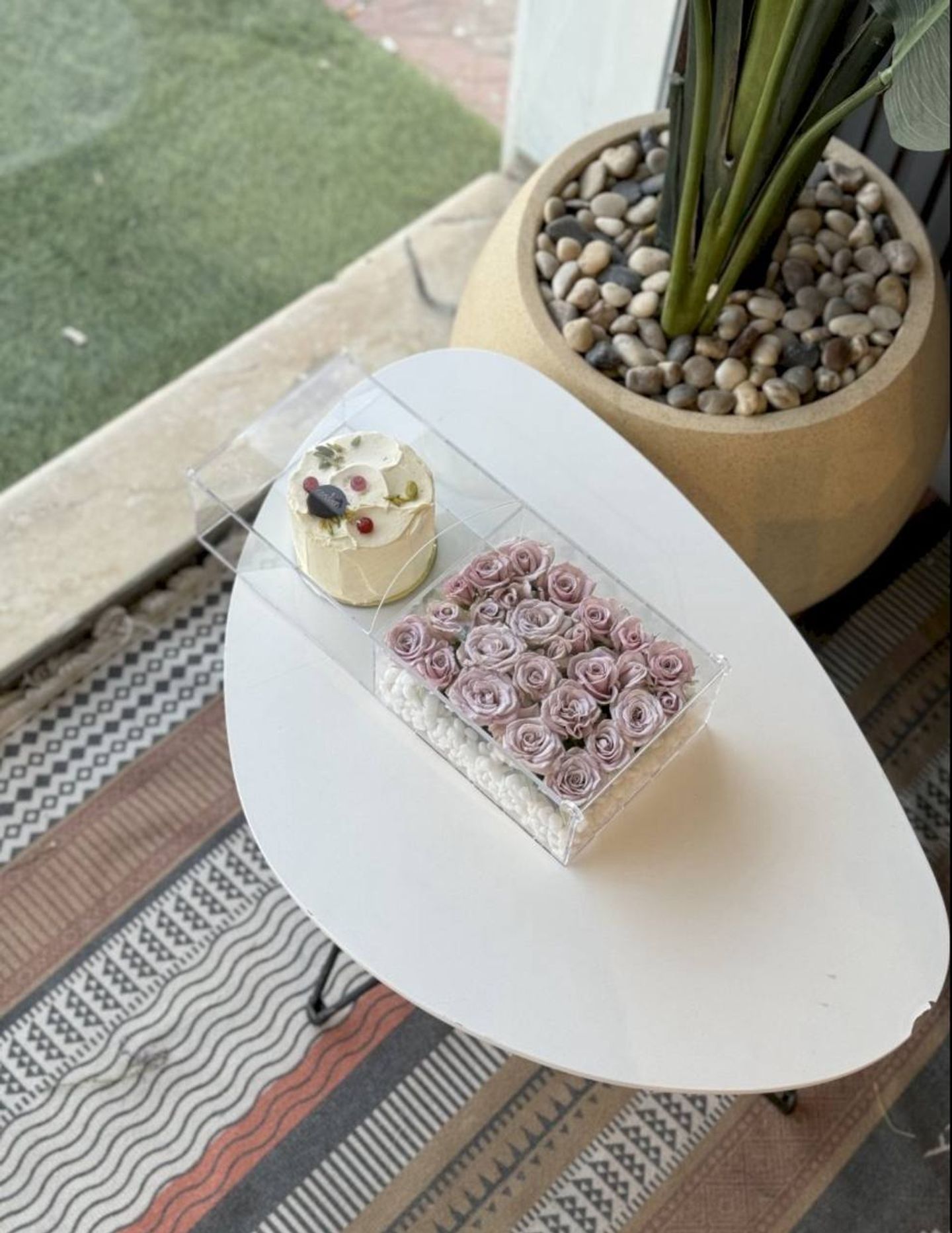Acrylic Box With Kandira Cake