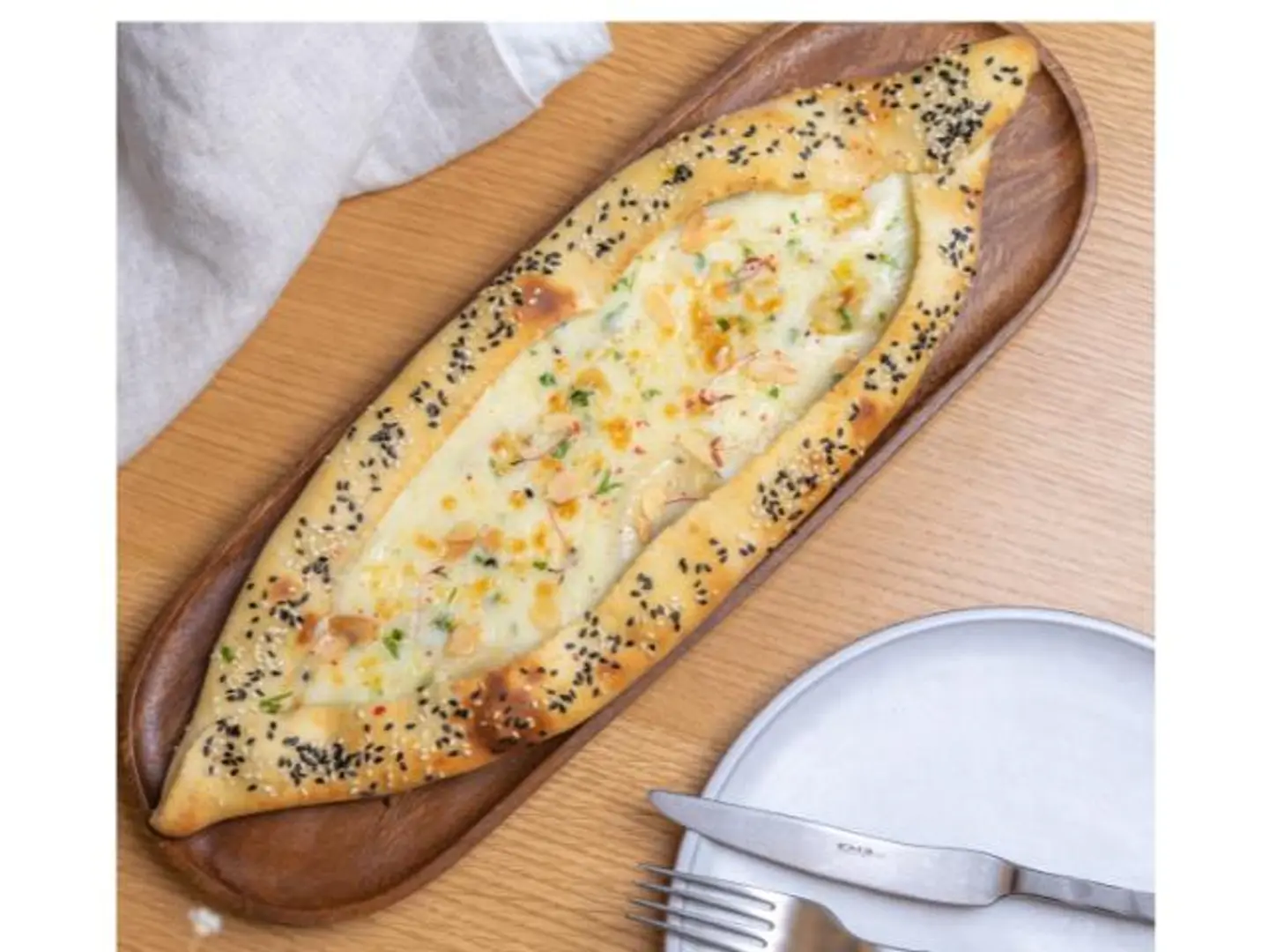 فطيرة جبن سائل و عسل