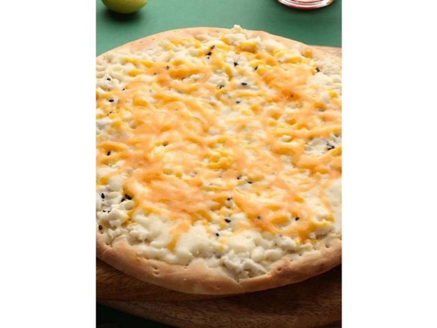 Mixed Cheese Manakish