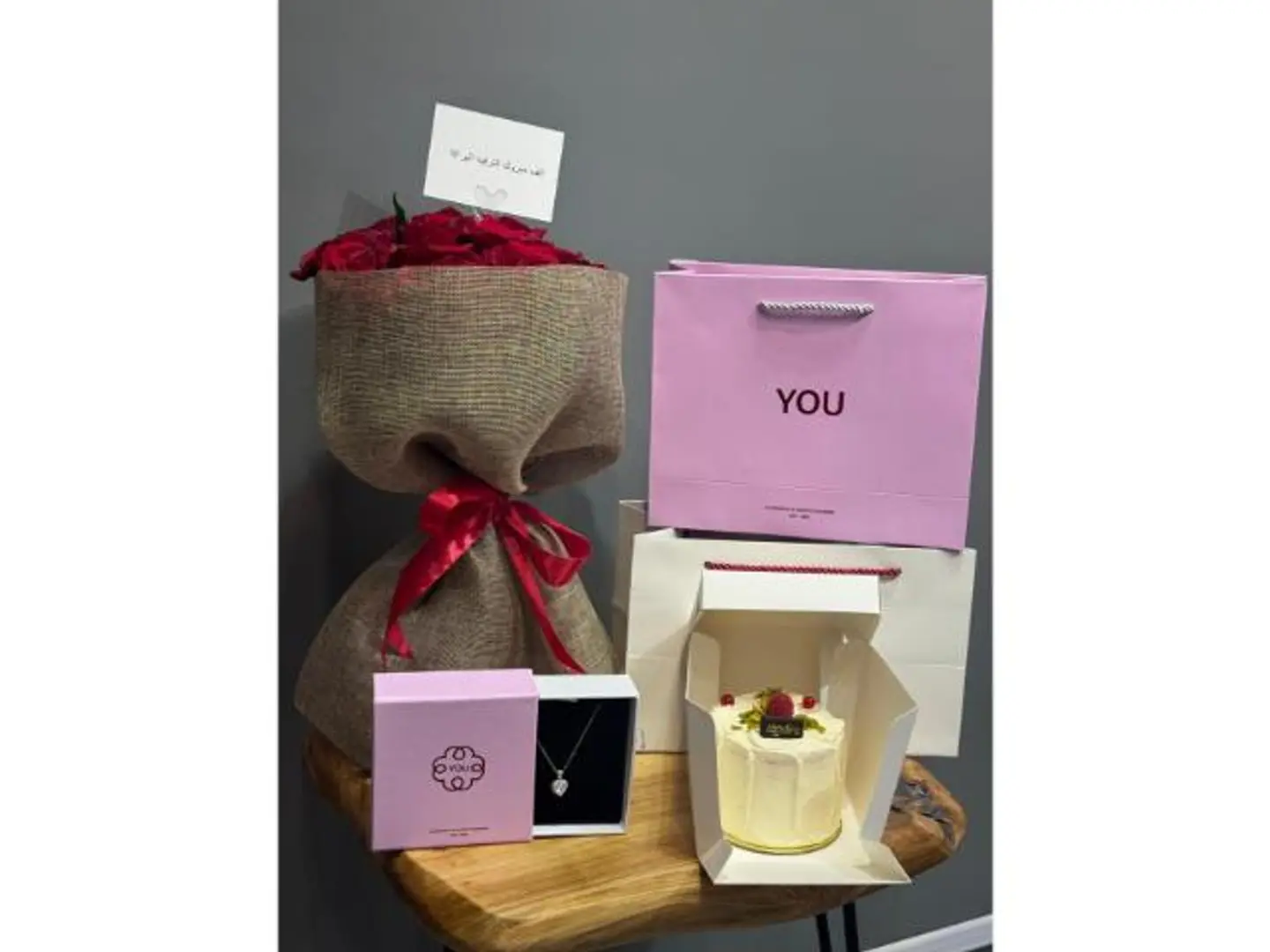Bouquet And Cake And Necklace Brand U
