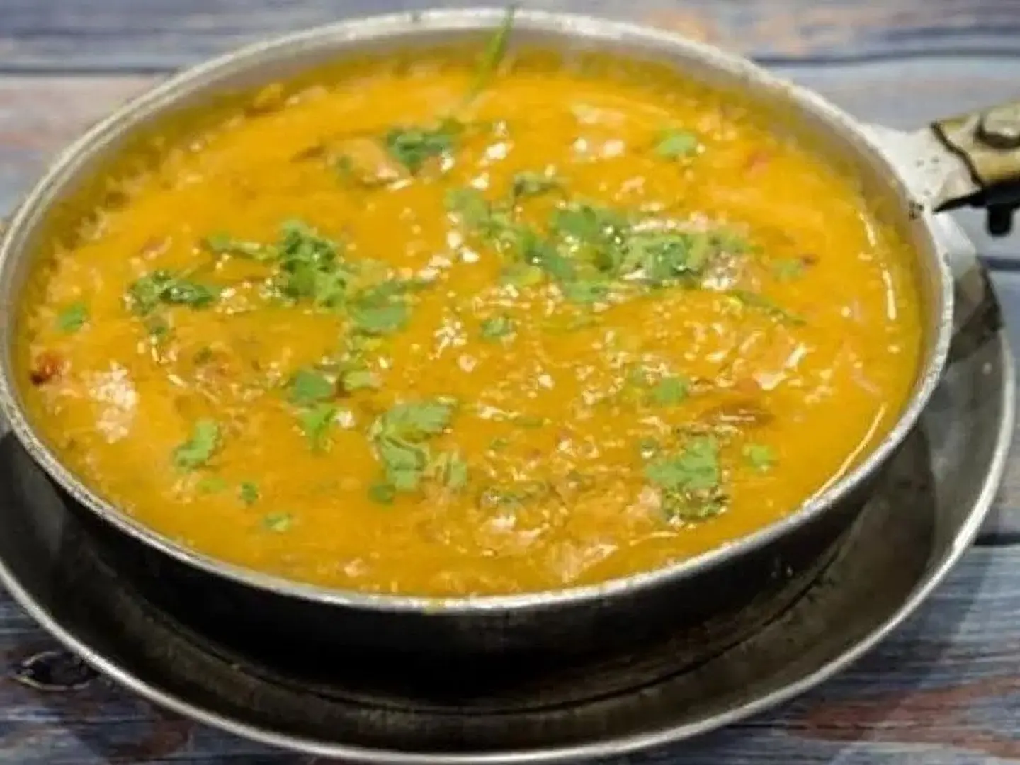 Tawa Lentils