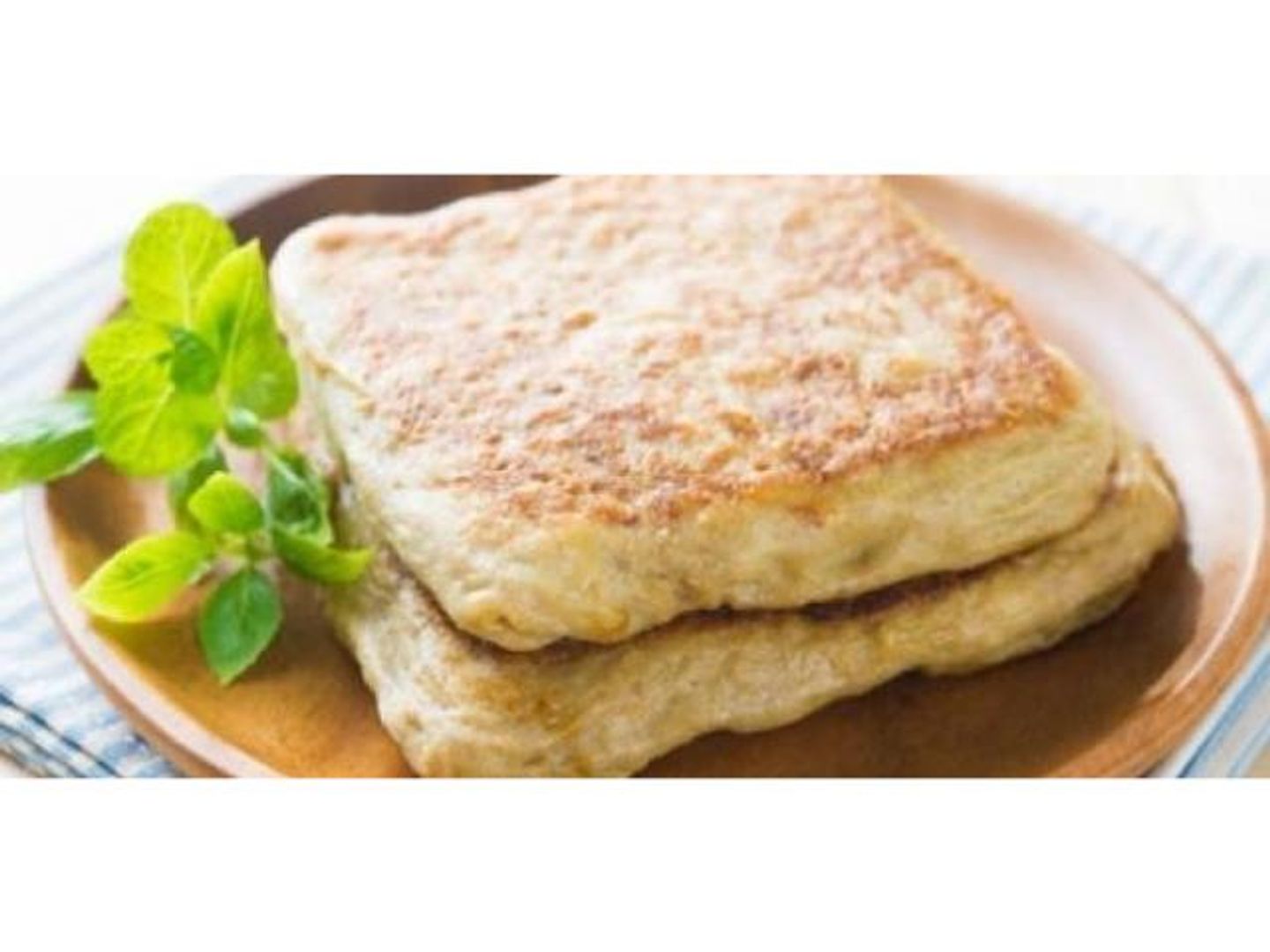 Sweet Mutabbak With Cream And Cheese