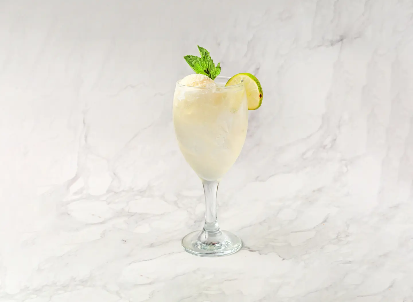 Lemon With Mint And Ice Cream
