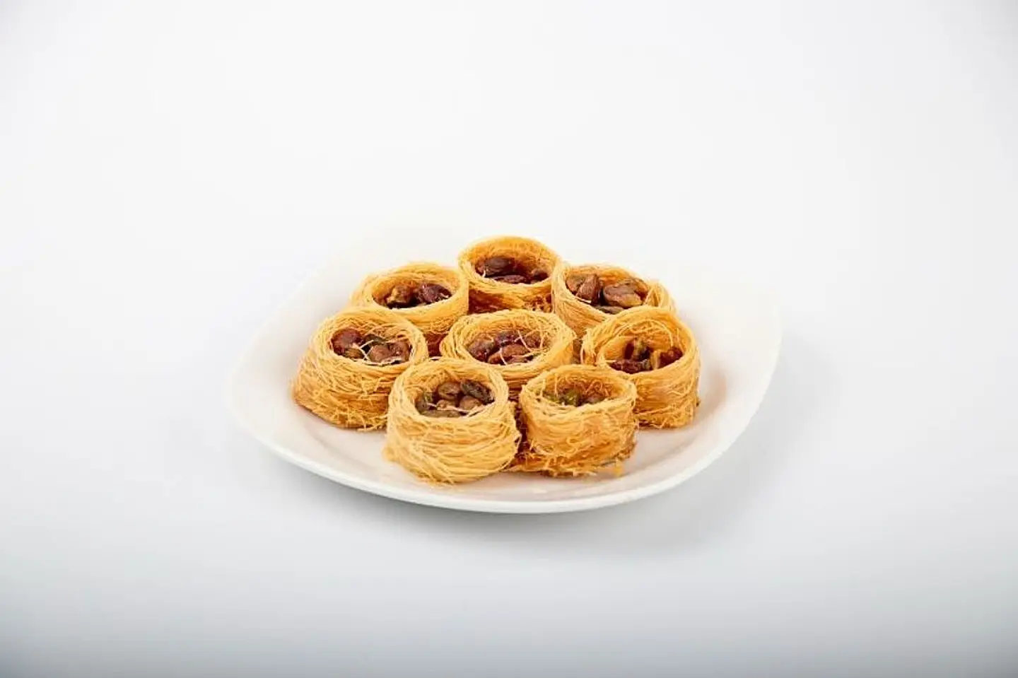 عش البلبل فستق