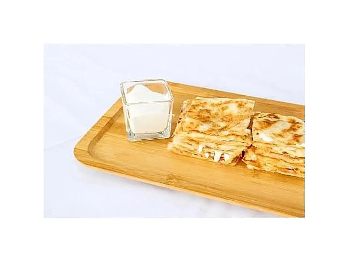 Mutabbaq With Liquid Cheese