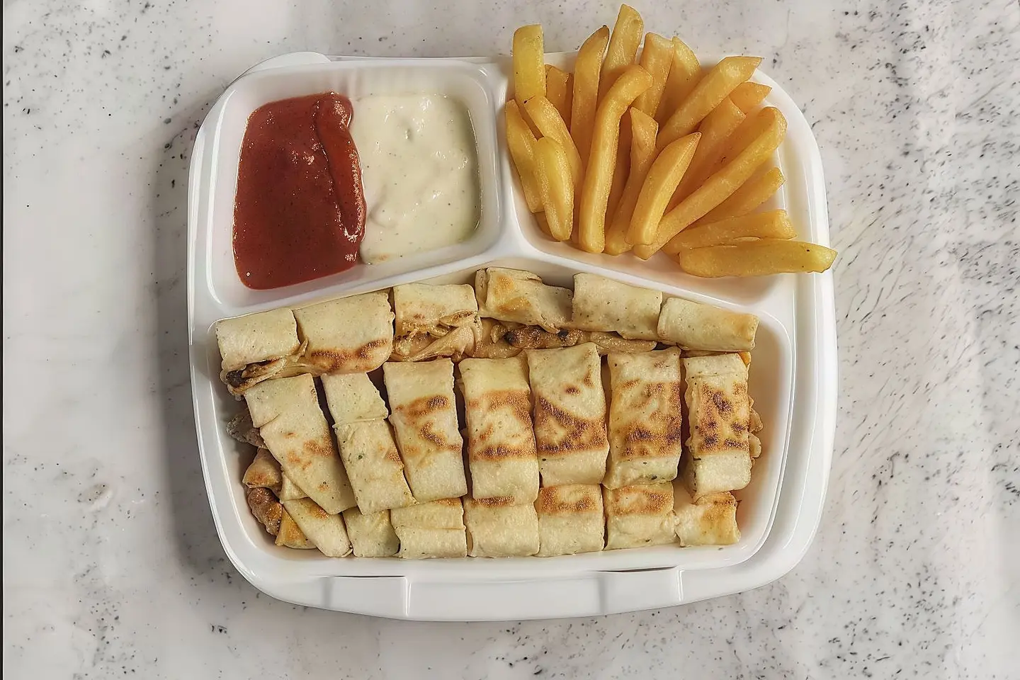وجبة شورما نفر