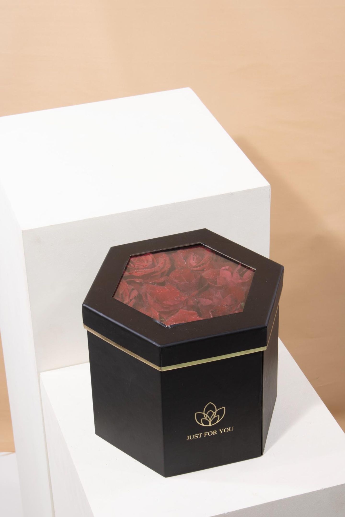 Red Rose Box