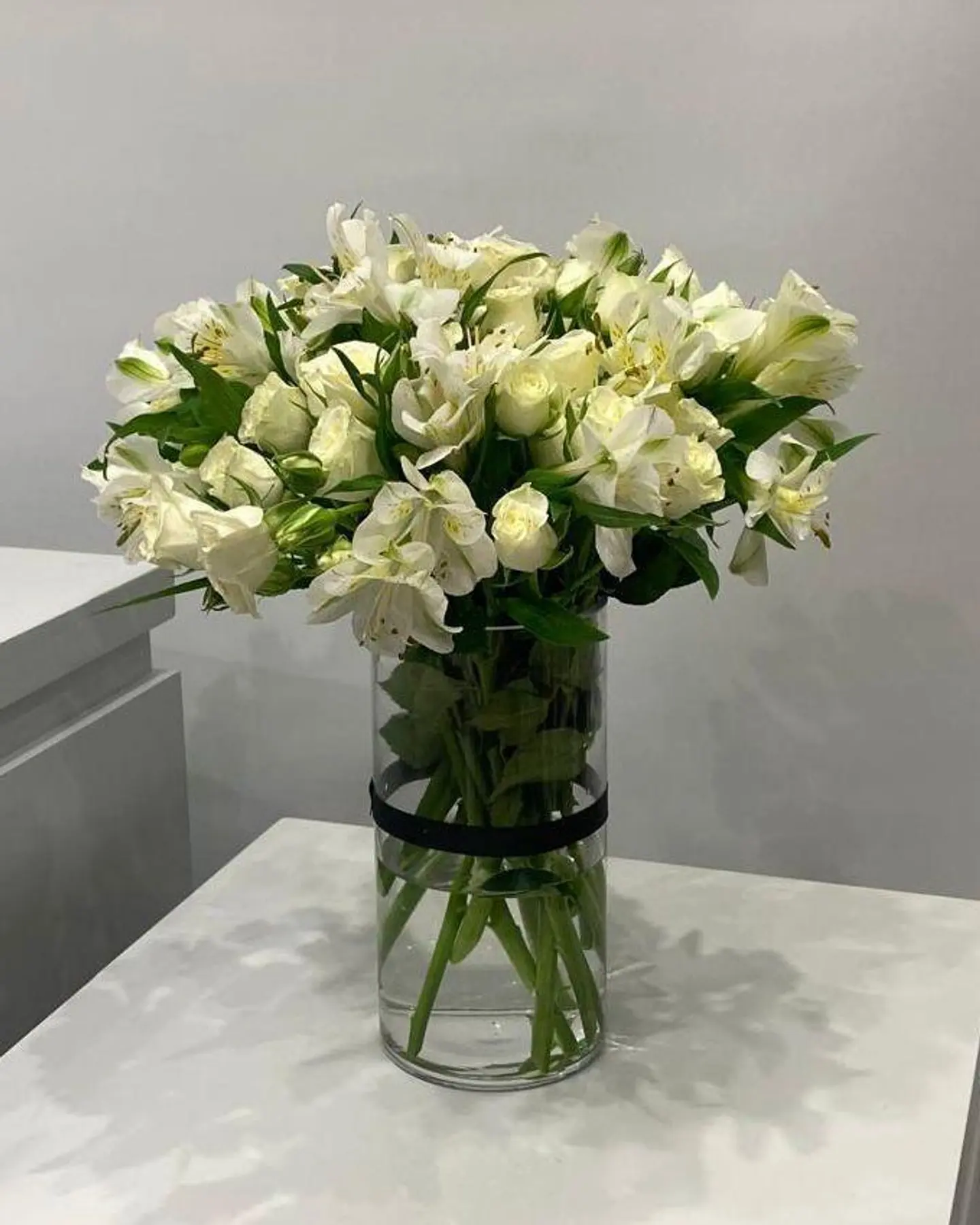 ⁠فازة ورد طبيعي 1