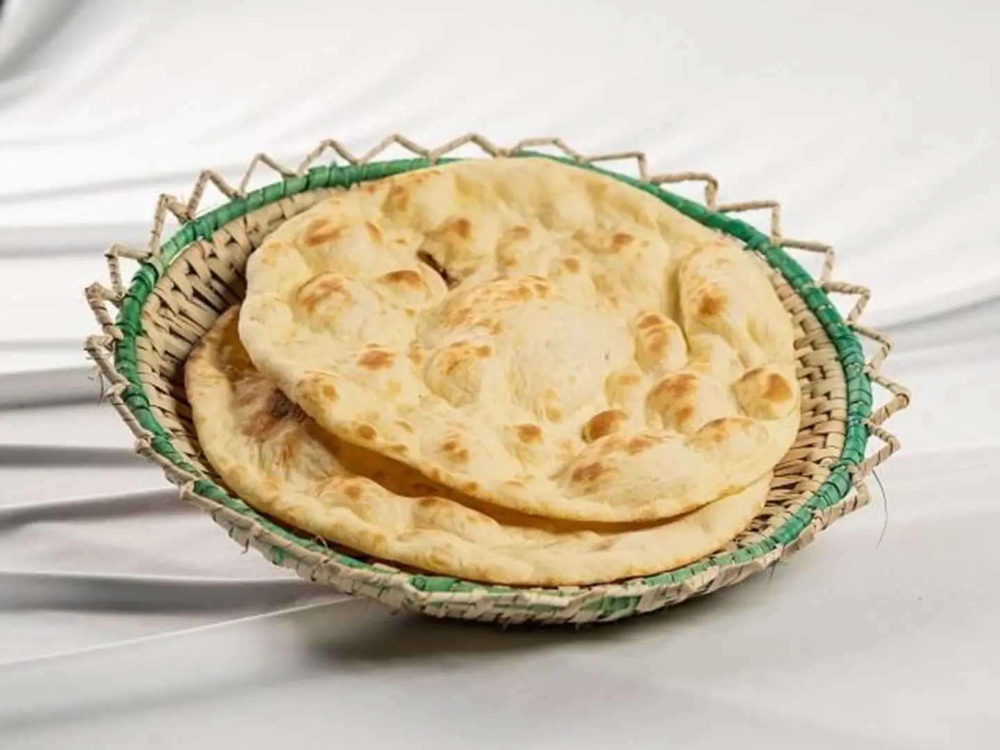 خبز عربي