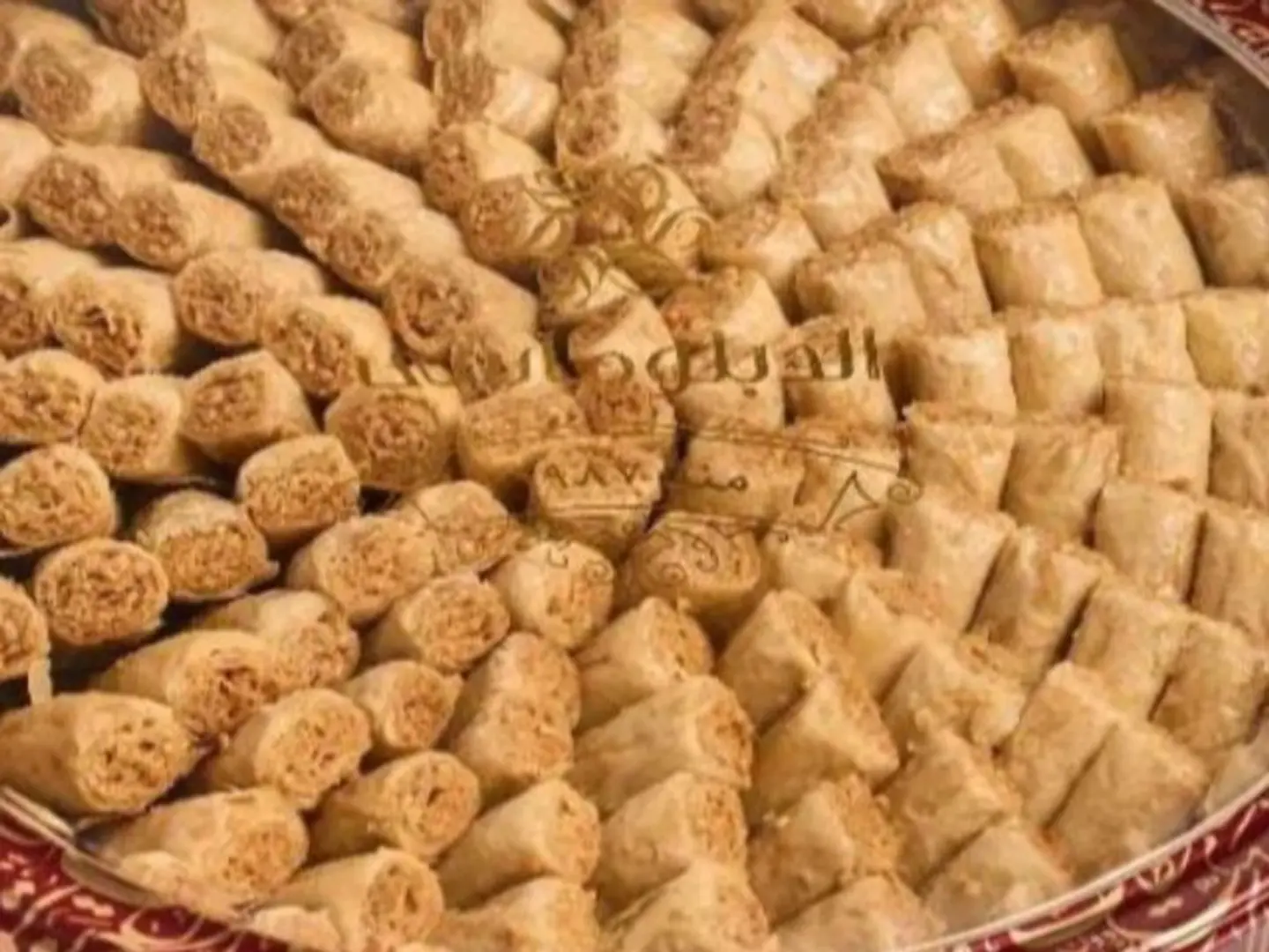 دبلوماسي بقلاوة اصابع كاجو صغير