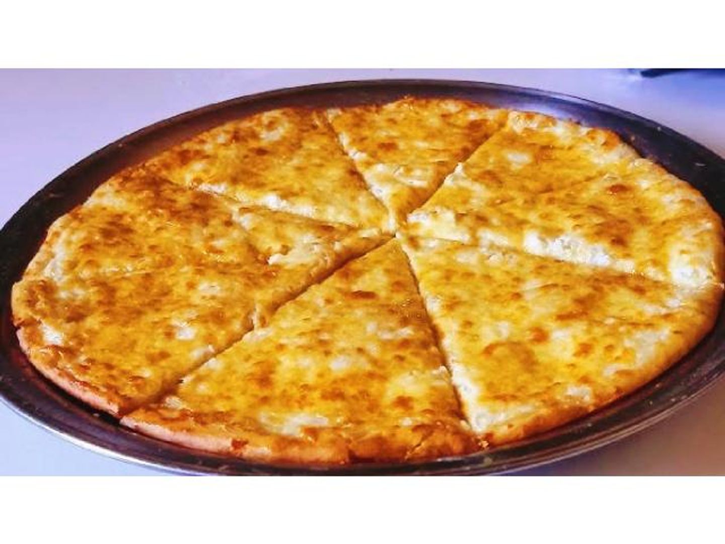 فطيرة جبنة موزاريلا