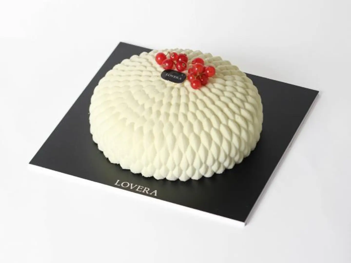 Large Raspberry Cake