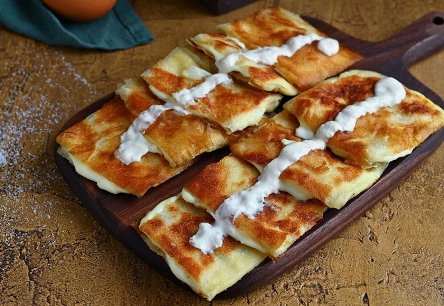 مطبق حلو قشطة