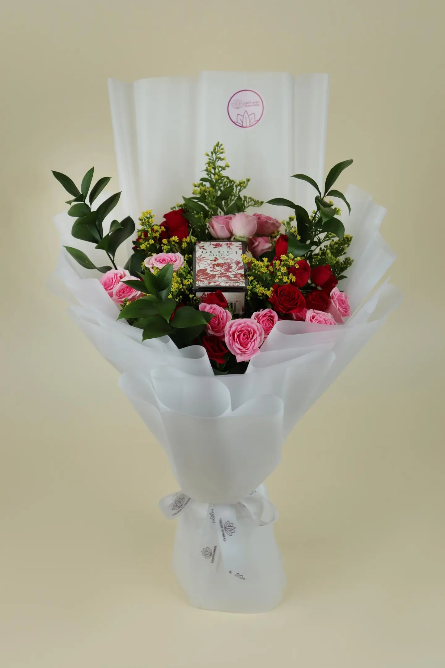 عطر قوتشي بلوم نسائي وورد