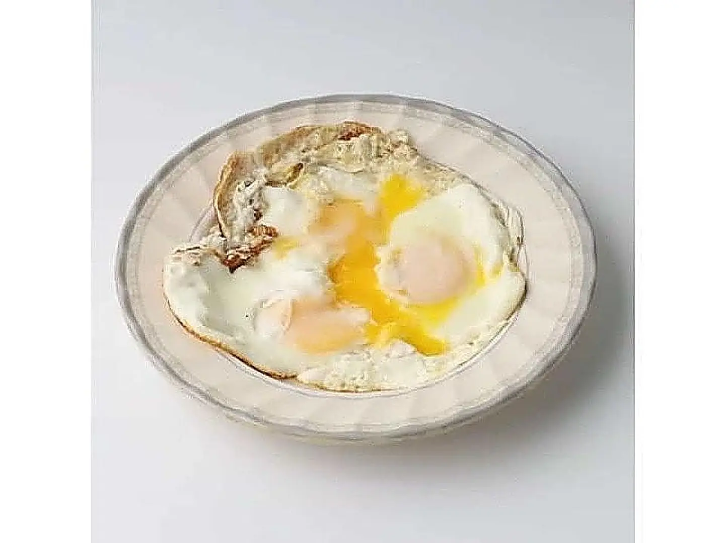 Plain Eggs With Cheese