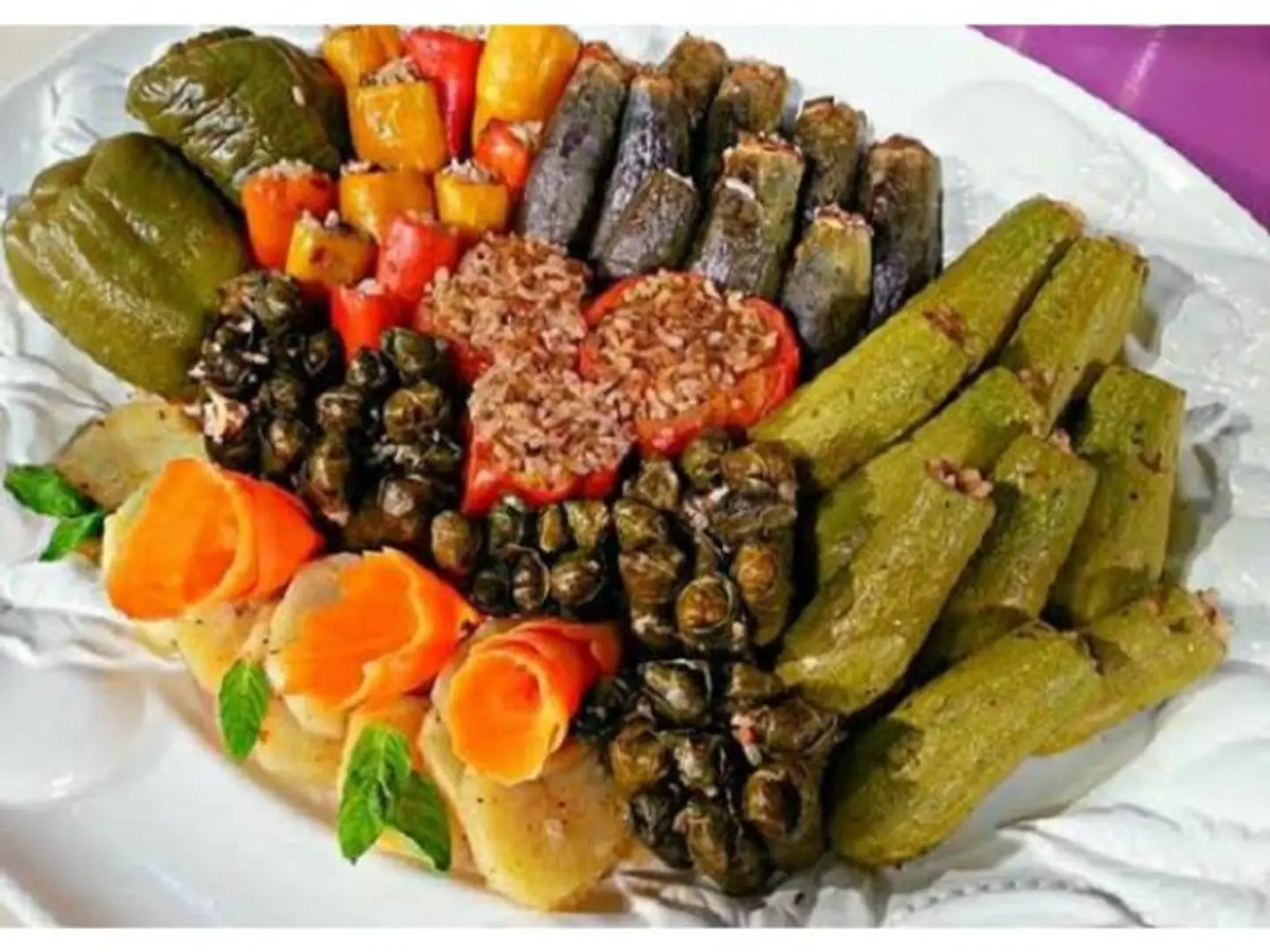 Large Muskhan, Stuffed Dishes, And Pastries Mix