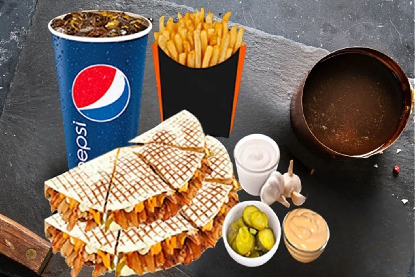 مثلثات الشاورما وجبة