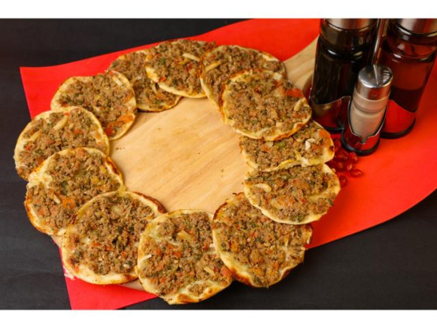 Hamawi Beef With Dough