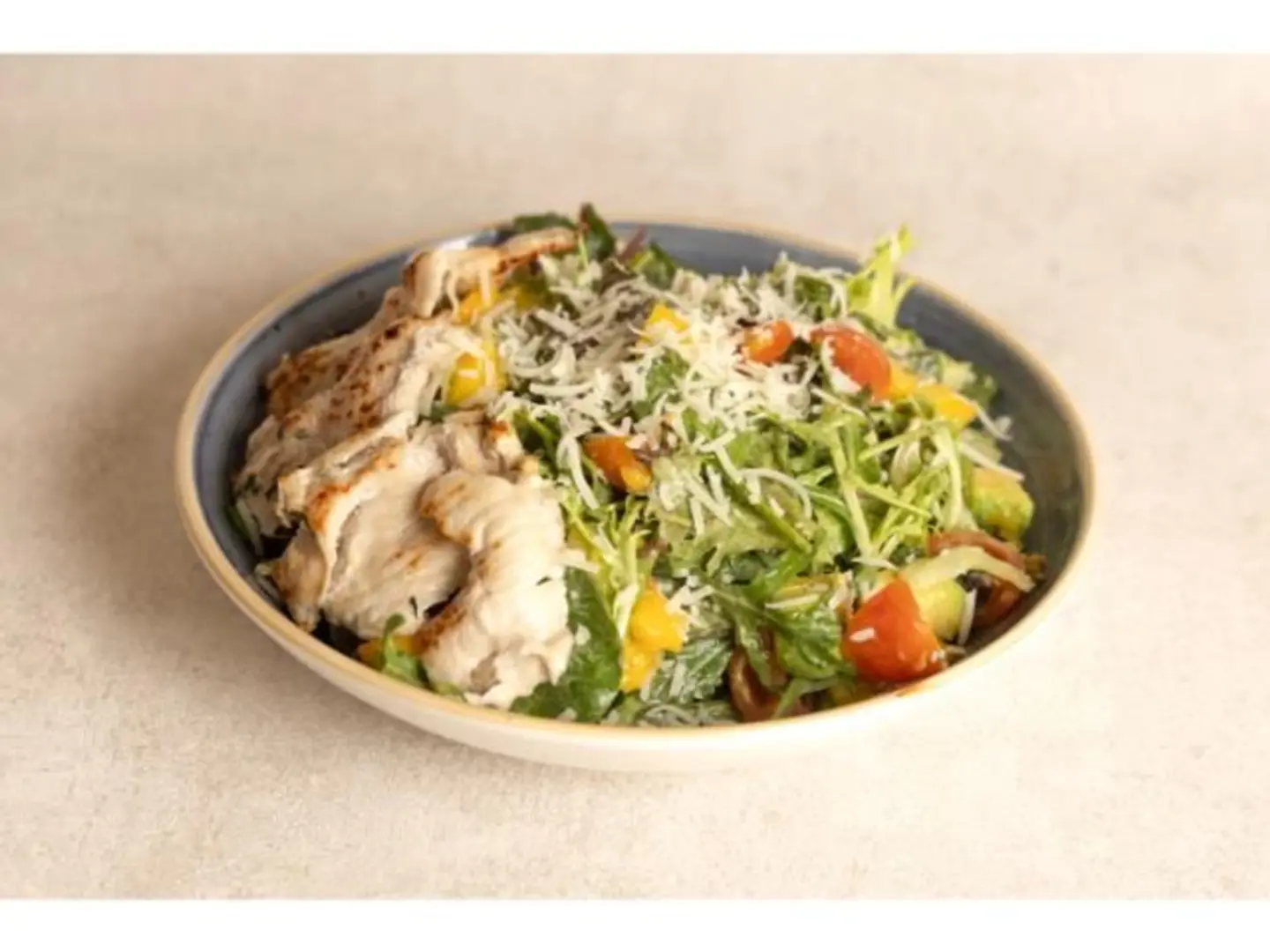 Avocado Salad With Chicken