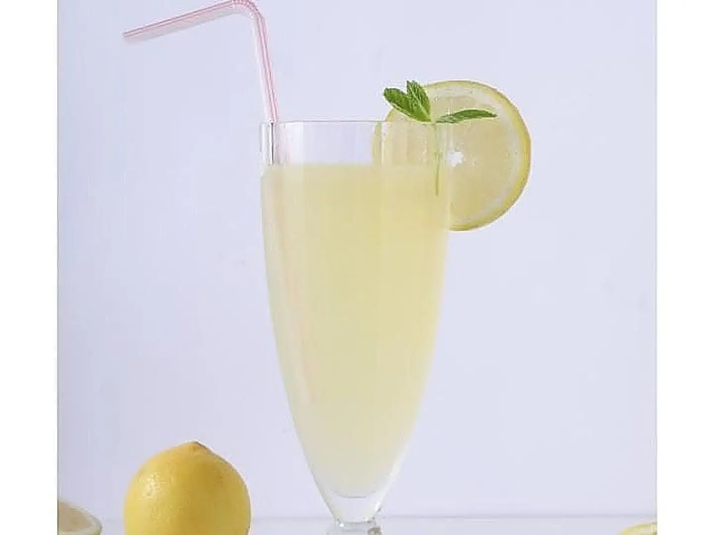 ليمون طازج
