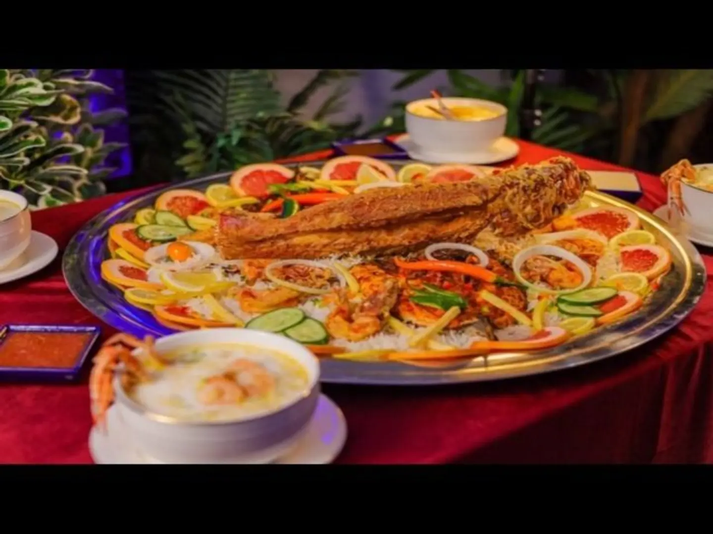 Medium Feast (Enough For 6 People)