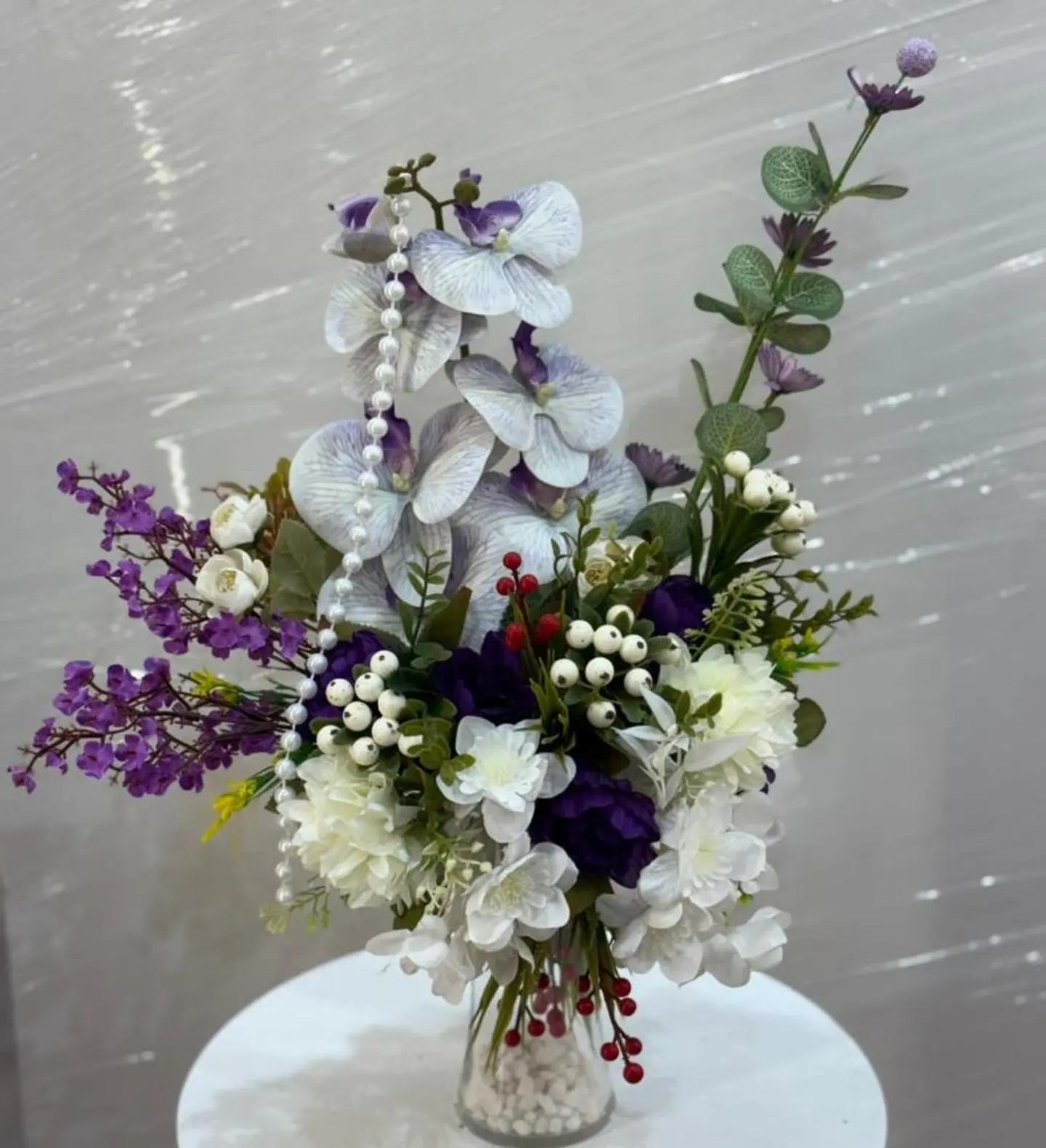 فازة الهبه ورد صناعي