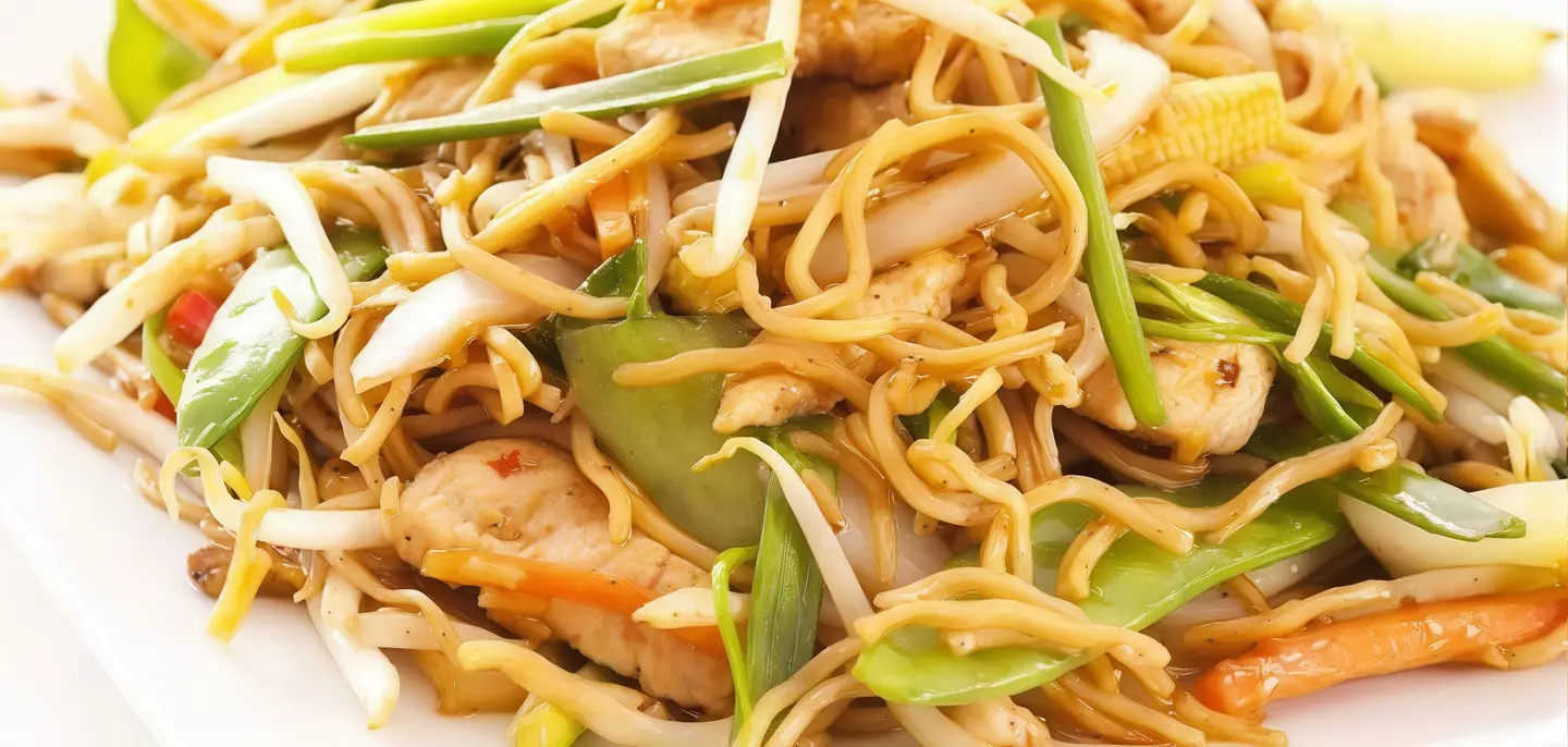 Noodles With Chicken