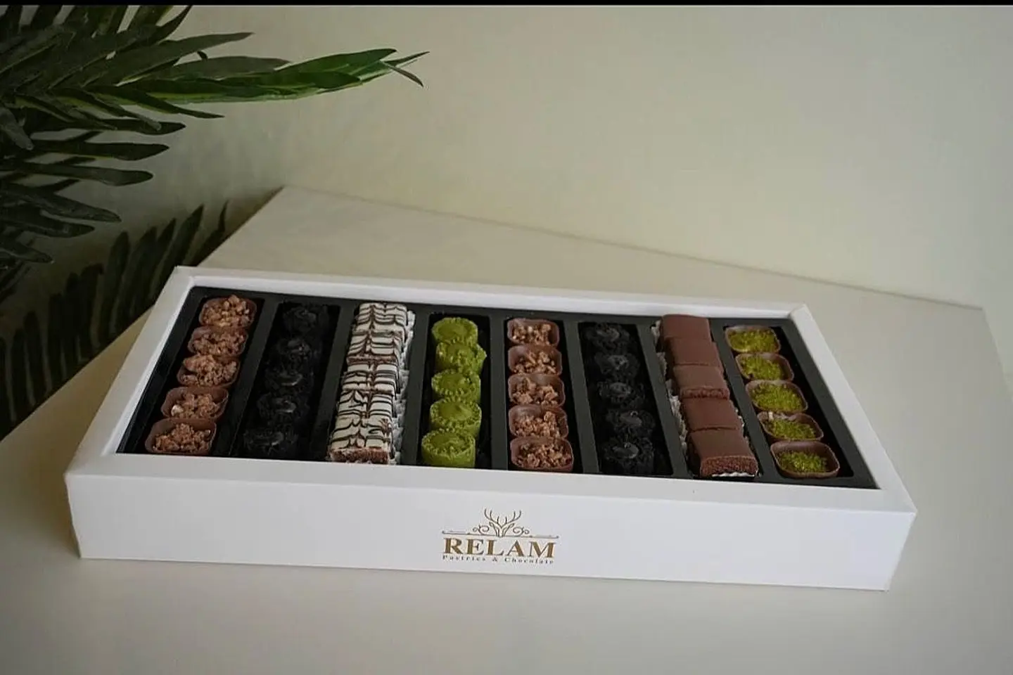 Kuwaitian Sweets Box