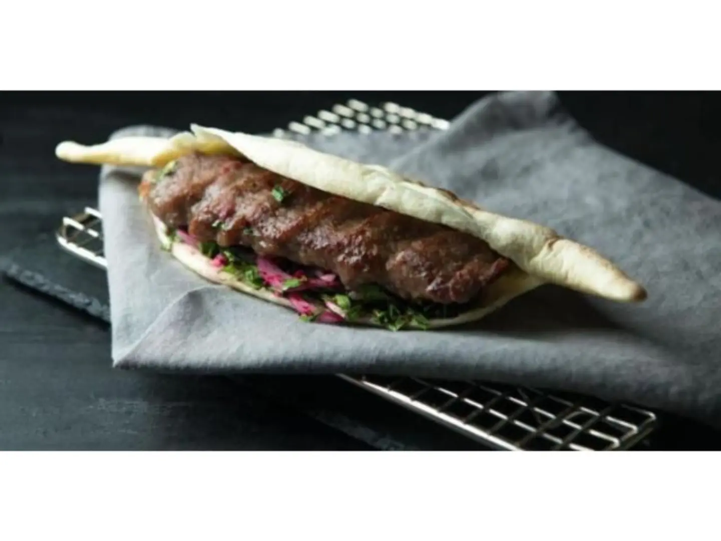 ساندوتش اوصال لحم