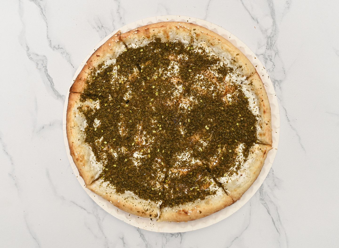 فطيرة لبنة زعتر