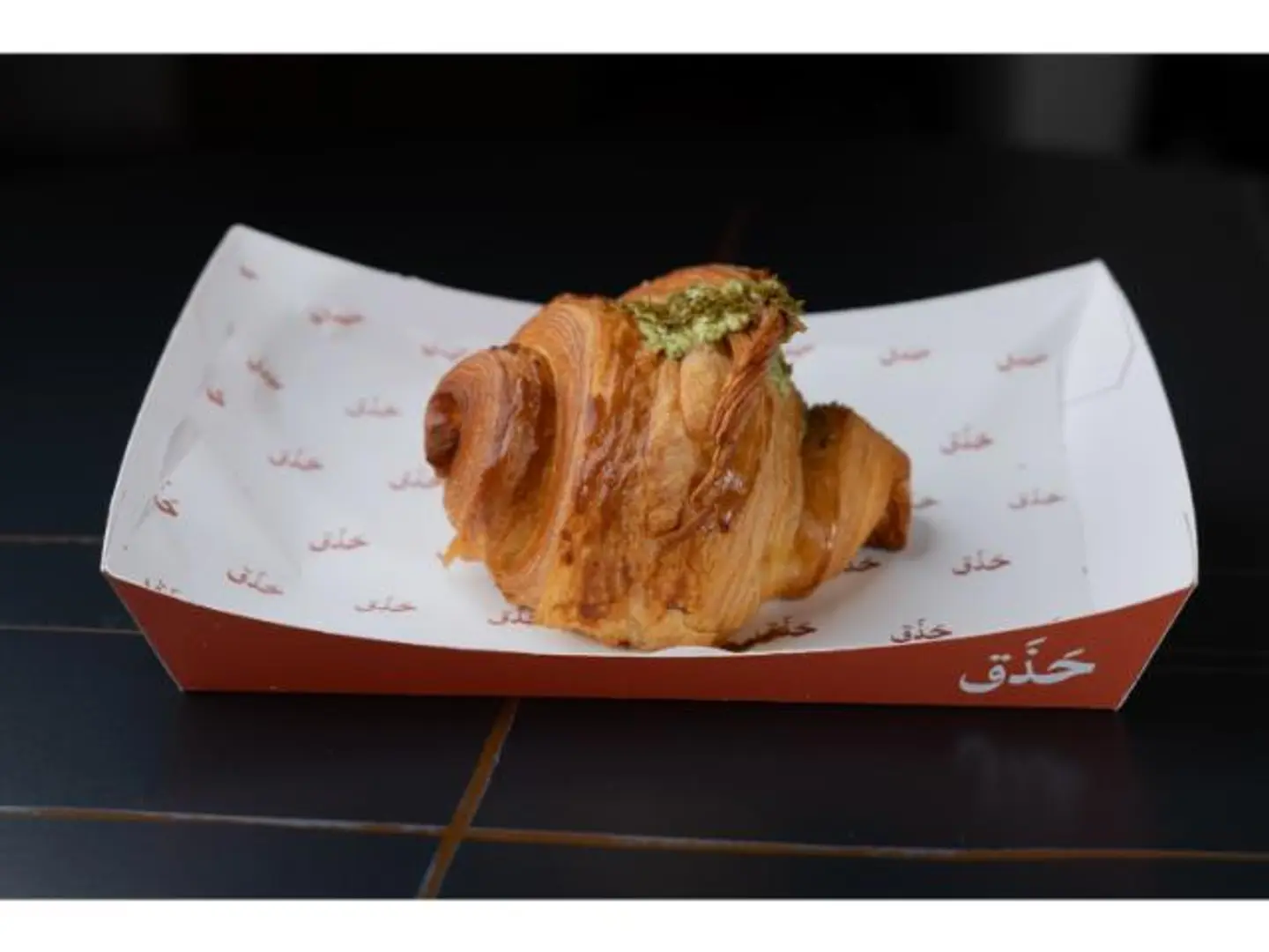 كروسان لبنه و زعتر