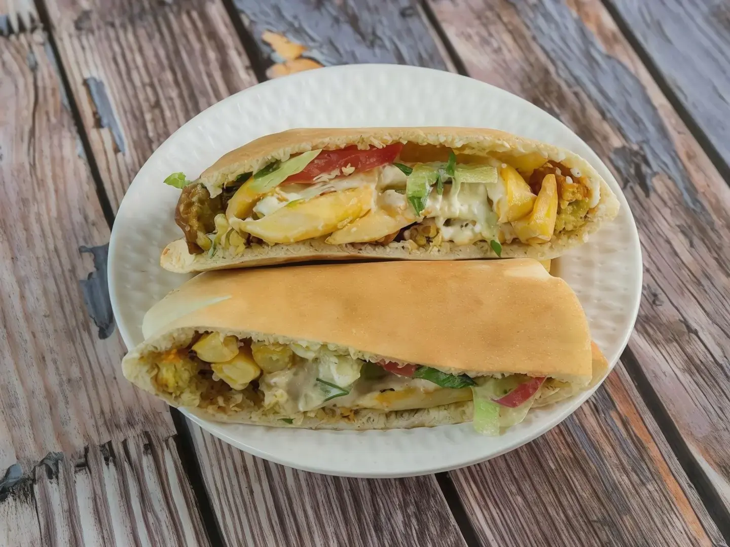 ساندوتش فلافل كبير