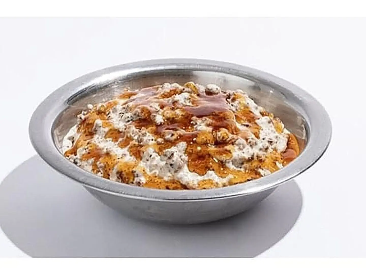 معصوب بالقشطة والعسل .