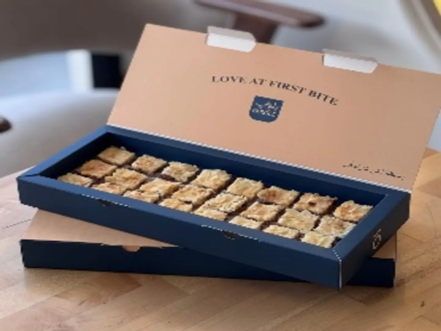 الموند ديلايت بوكس