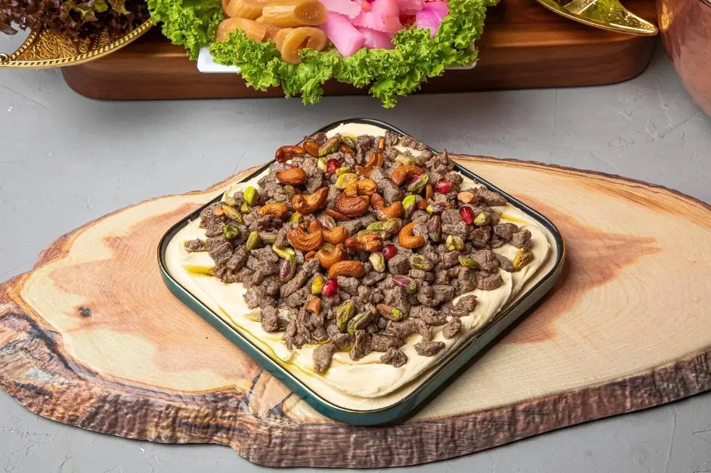 Mutabbal With Meat Plate