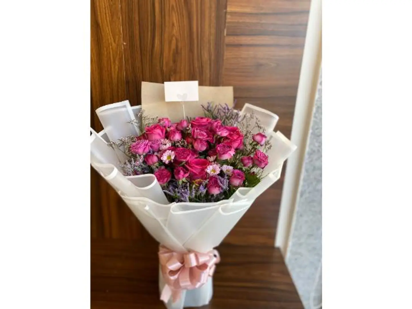 باقة الفوشي واقفه