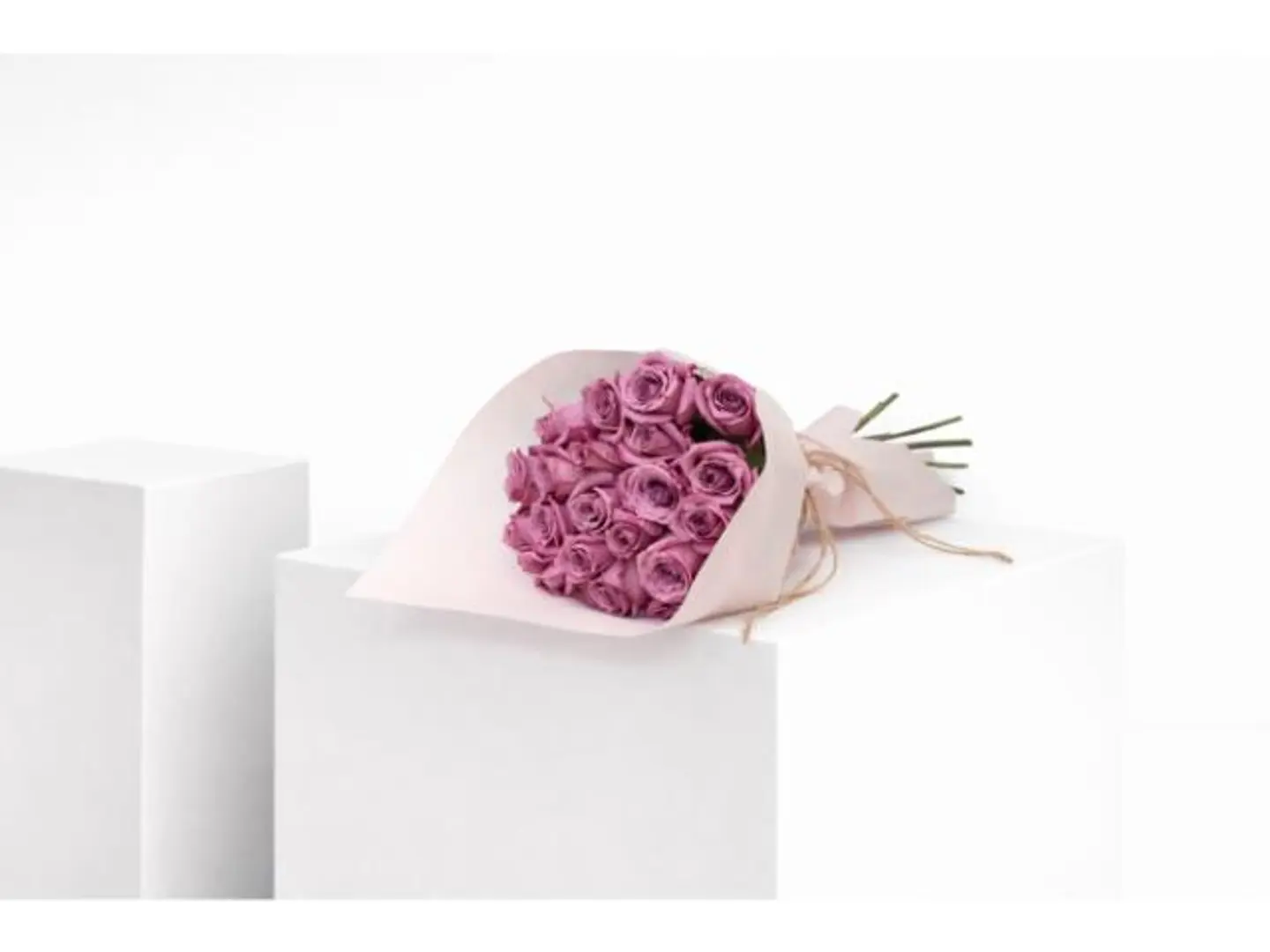 باقة الجوري الموف