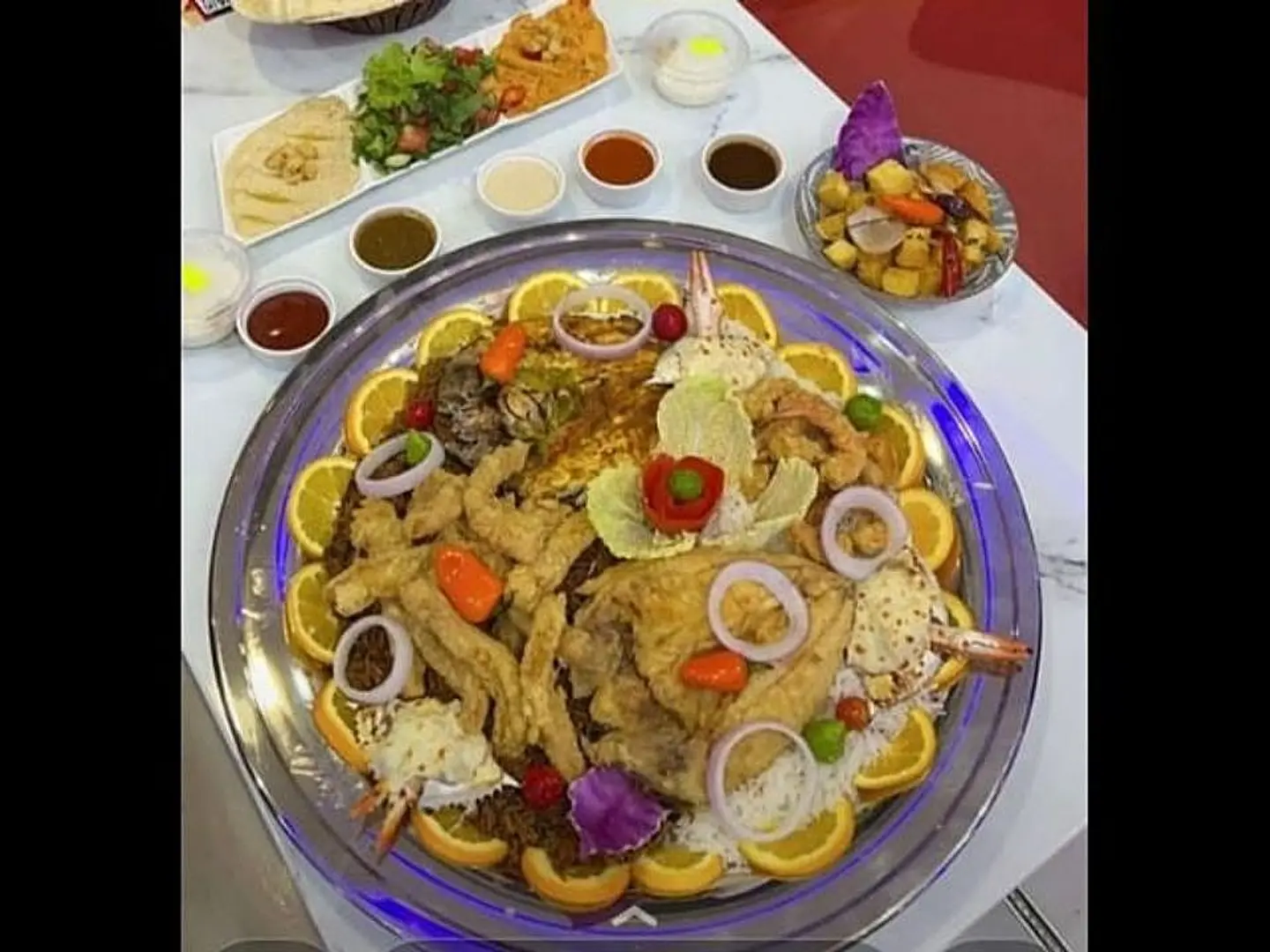 تبسي السعادة ( يكفي 3 أفراد )