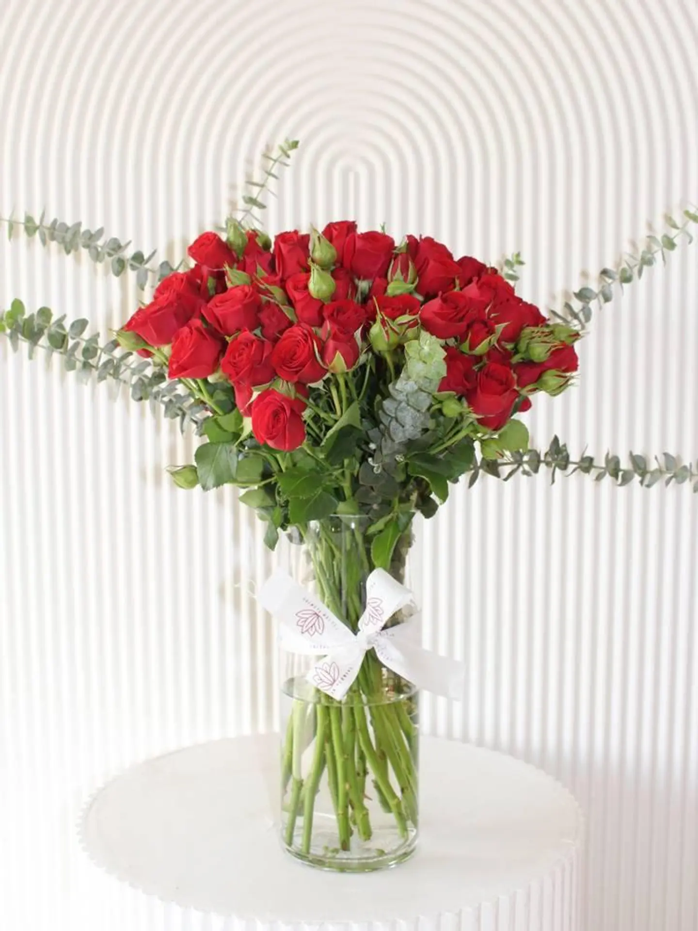 This Vase Doesn't Intentionally Seek Attention It's Truly Eye Catching