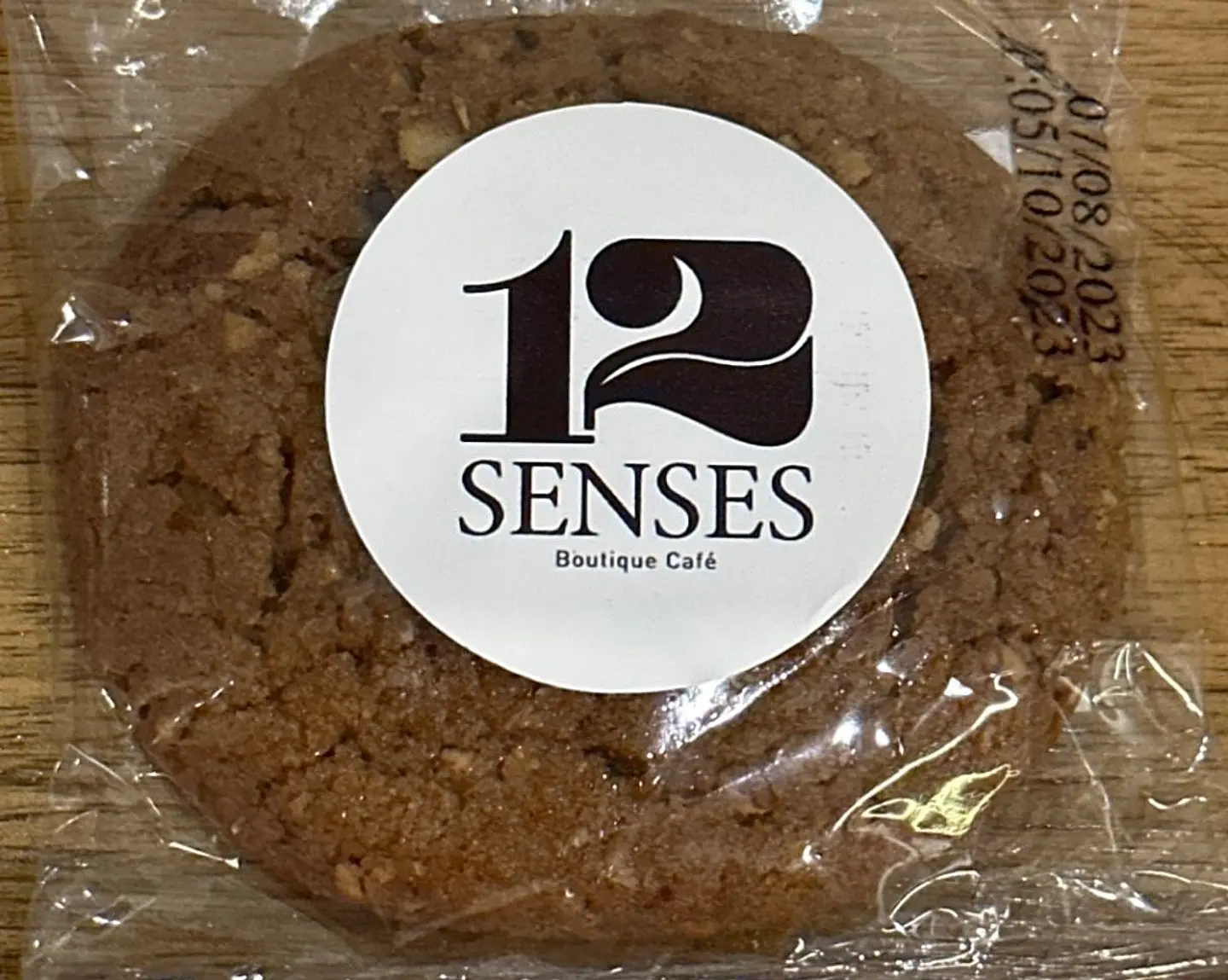 كوكيز التمر والبيكان