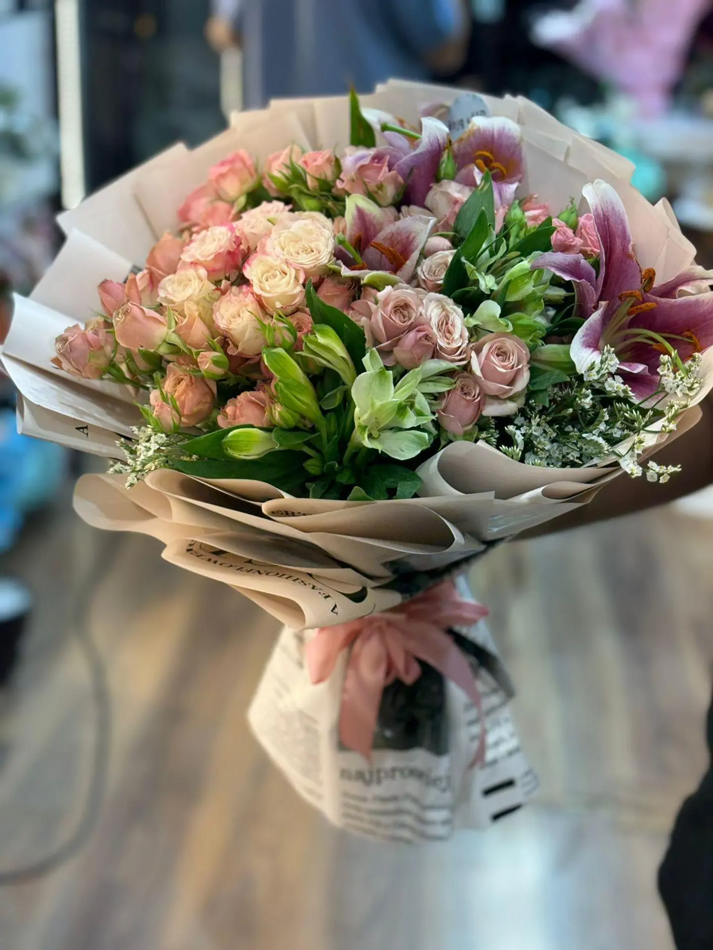 باقه ورد تغليف جريدة الهبه