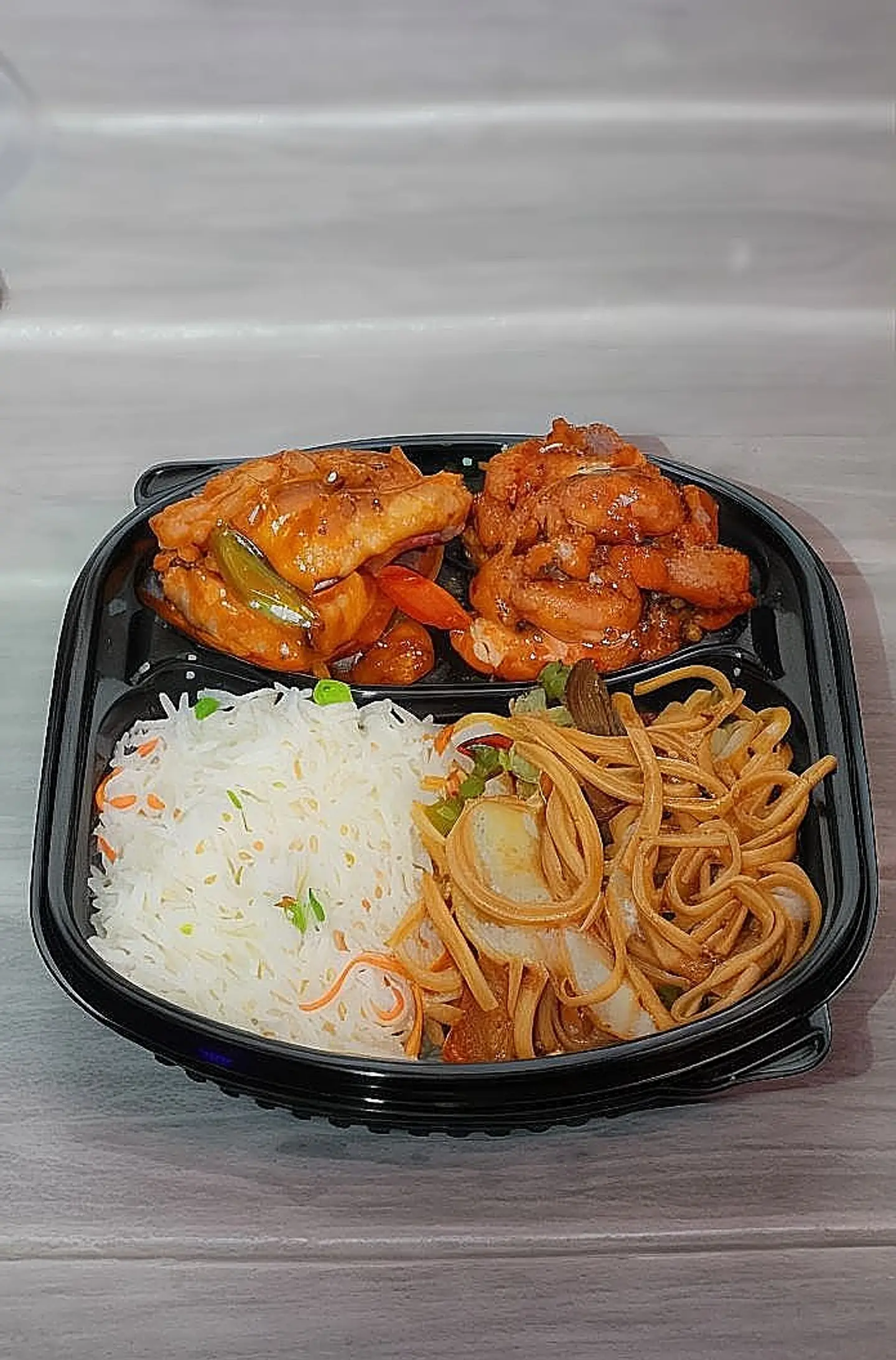 Chicken And Fish Meal