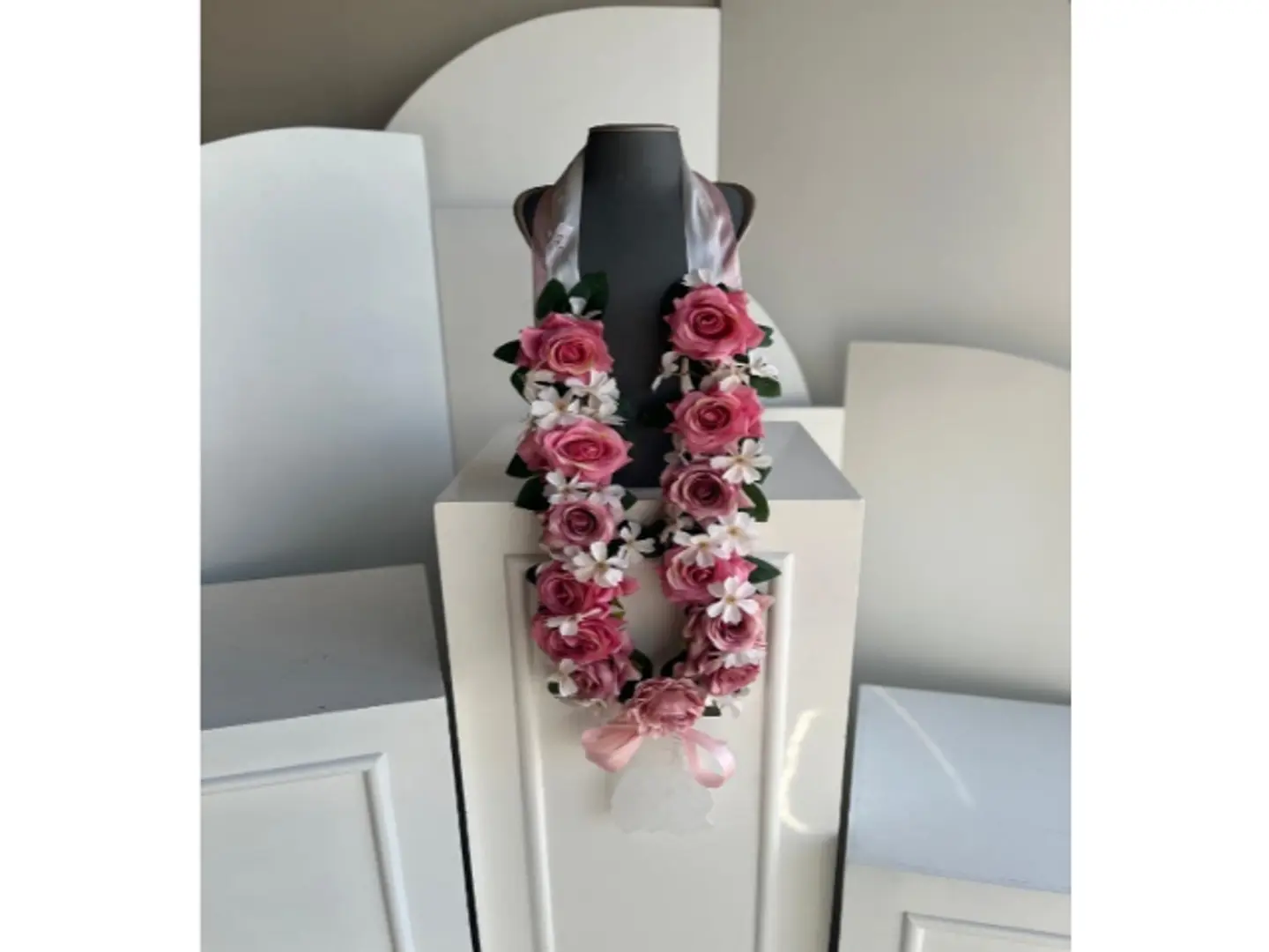 عقد ورد صناعي3